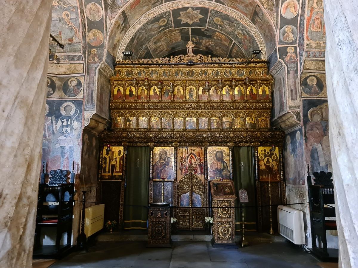 Иконостасът на църквата Ставрополеос в Букурещ